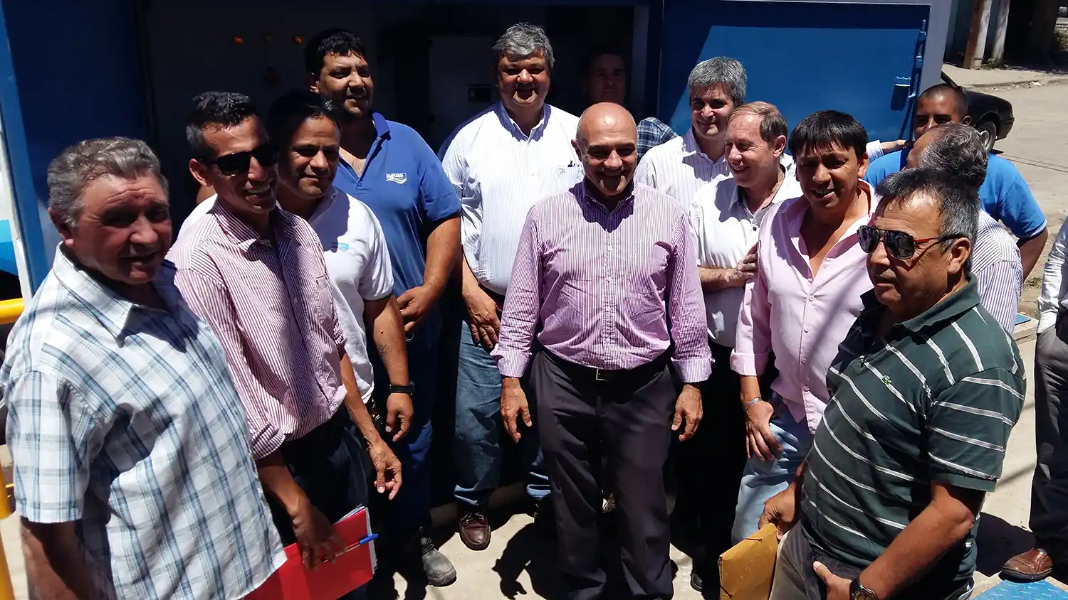Villa Gdor. Gálvez: Ricci y Bonet visitaron el booster de Mosconi y Caseros