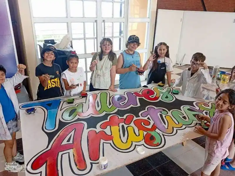 Gala de Fin de Año de Artes Visuales en el Galpón C