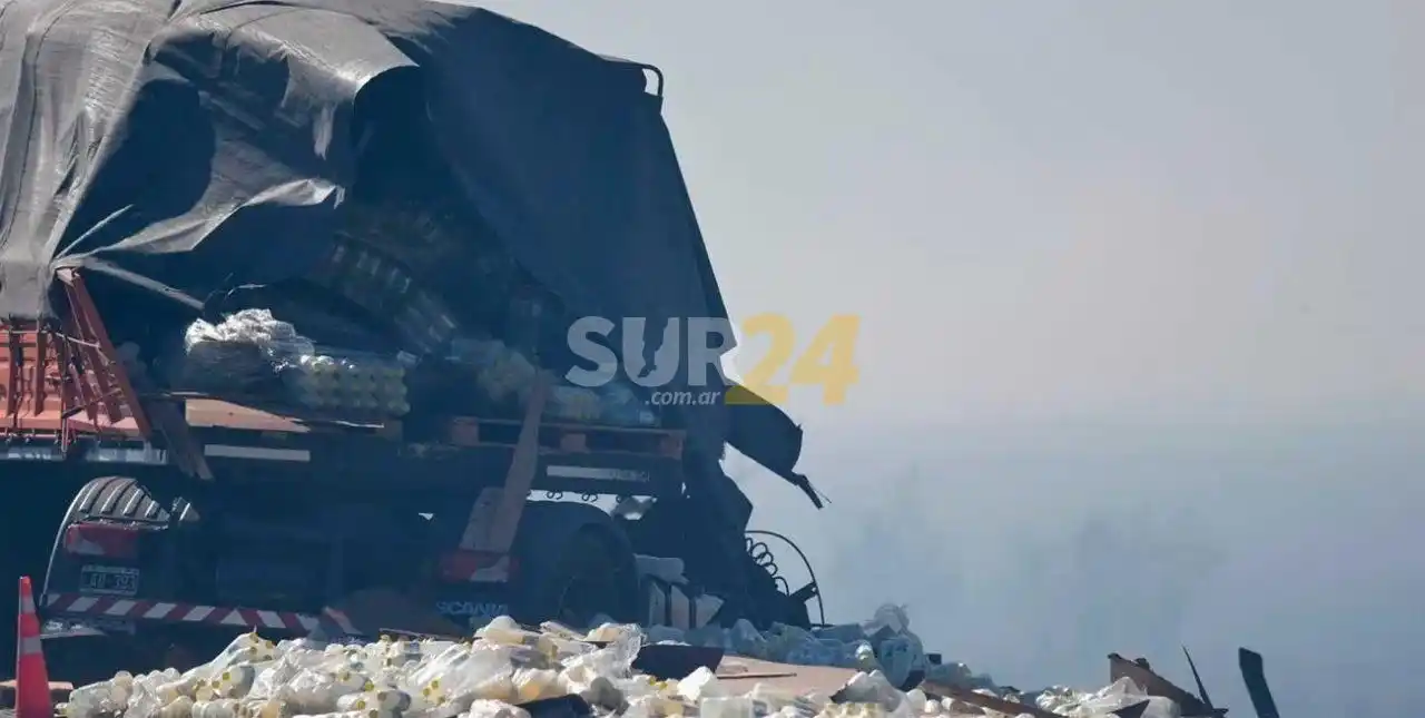 Dos muertos al chocar dos camiones de frente en la ruta Rosario – Victoria