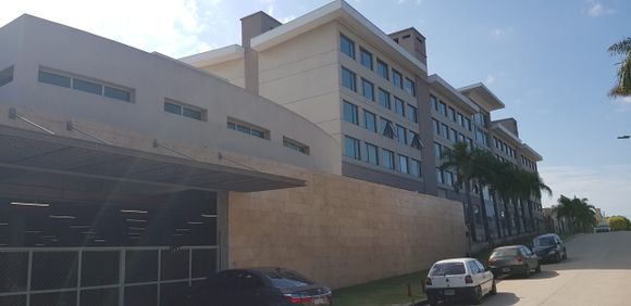 El hotel Azahar Spa inaugura su salón de eventos