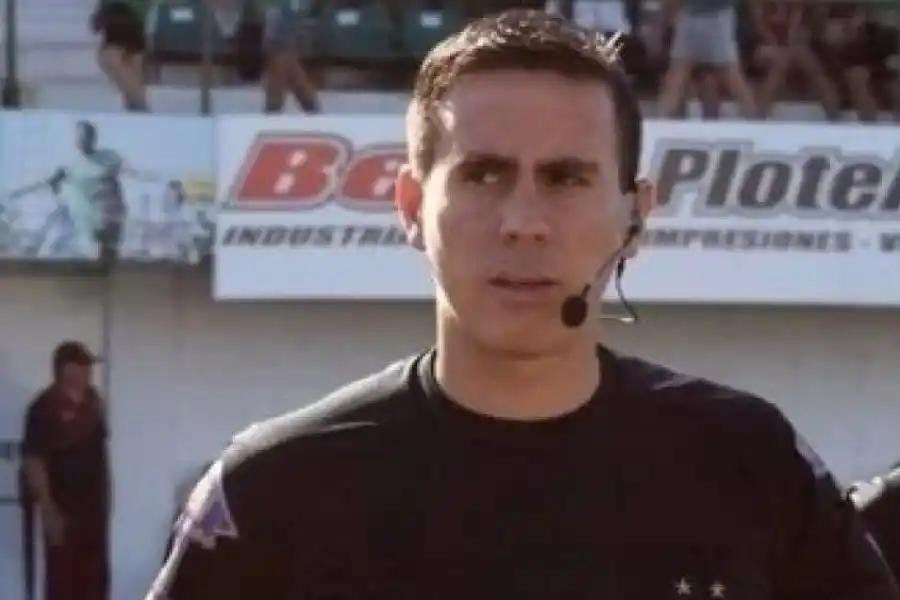 Guillermo González arbitrará a 9 de Julio en San Francisco 