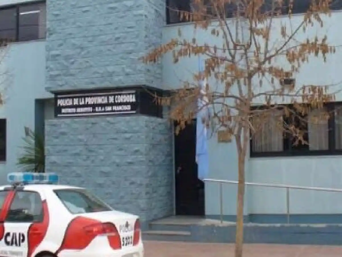 Arroyito: lo detienen por  robar en un supermercado