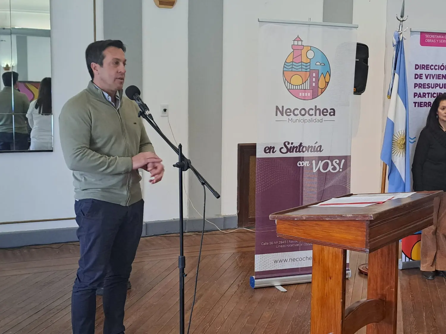Rojas: “Son un orgullo, nos dan el ejemplo de que no hay tiempo para aprender”