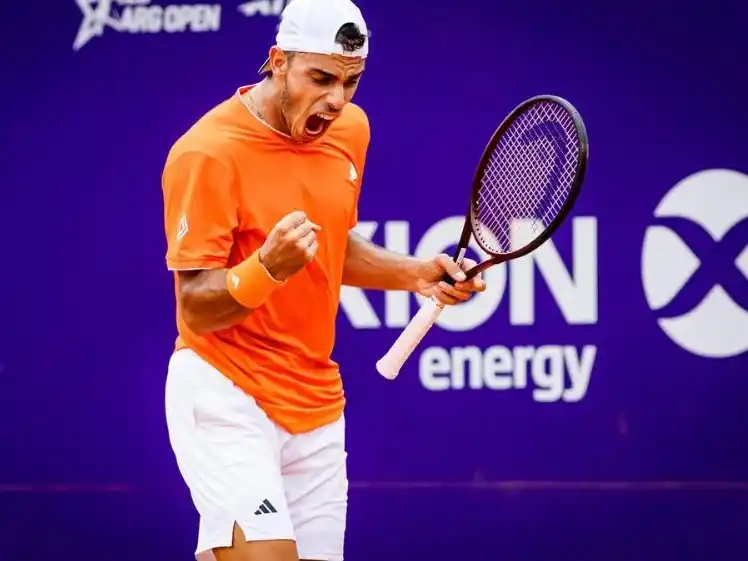 Francisco Cerúndolo tuvo un buen estreno en Santiago.