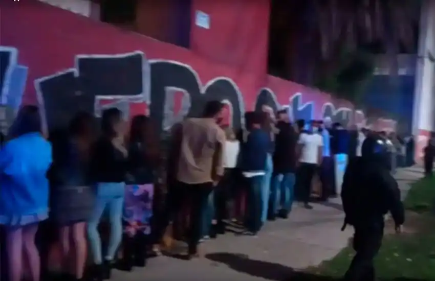 Casi 60 detenidos por participar de una fiesta clandestina en zona oeste