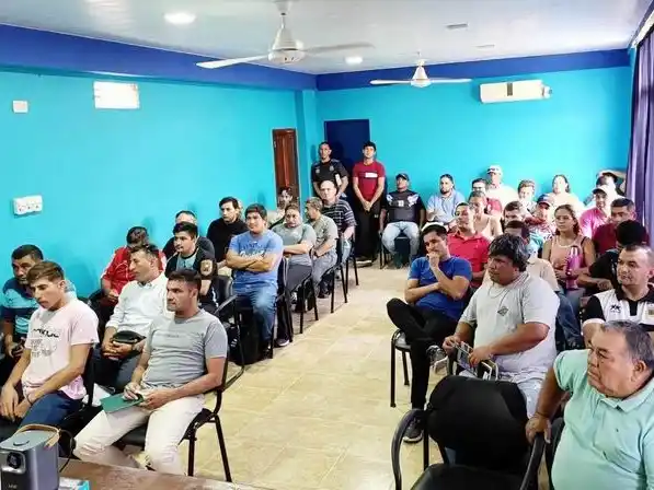 Los árbitros formoseños
recibieron capacitación de AFA