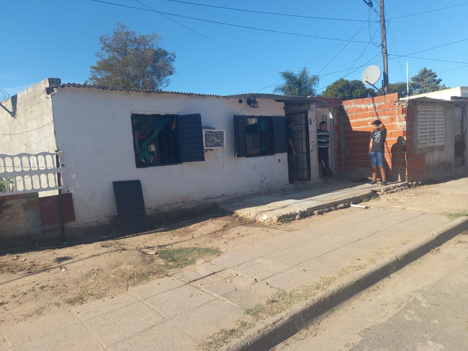 Un corto circuito en un lavarropa originó un incendio en una vivienda