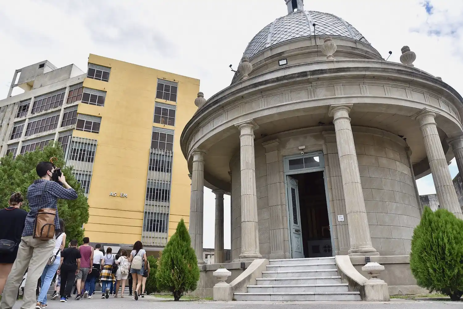 Santa Fe suma la propuesta turística “La noche de los templos”