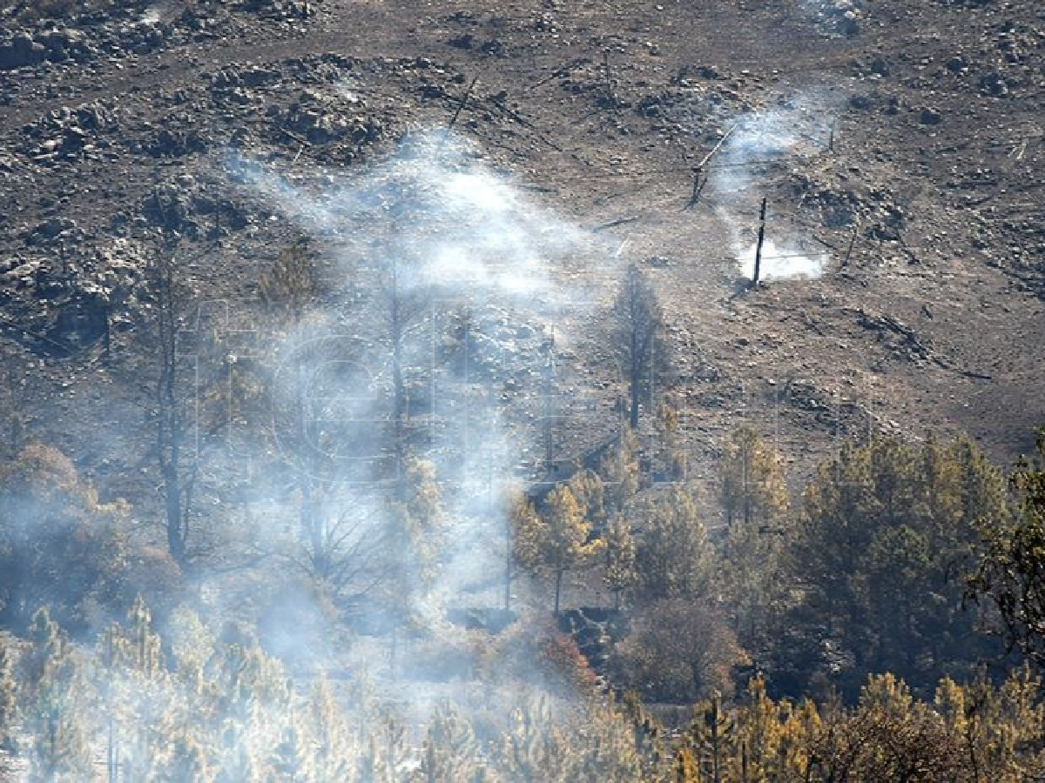 No quedan focos activos de incendios en Córdoba y se mantiene la guardia de cenizas