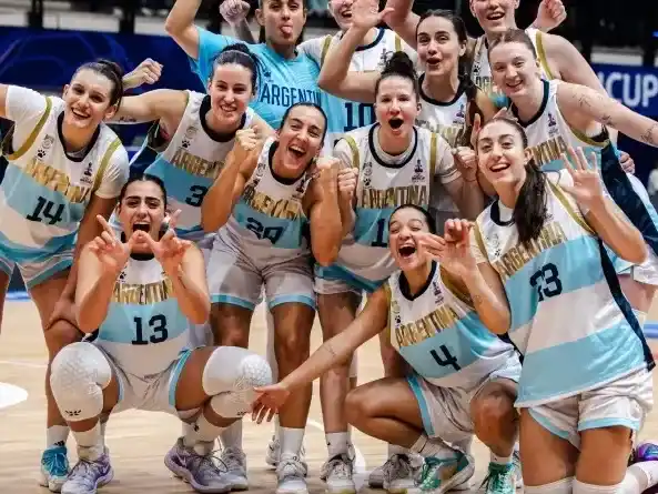 Las GiganTes ganaron su primer partido en la Americup de Chile.Foto:FIBA
