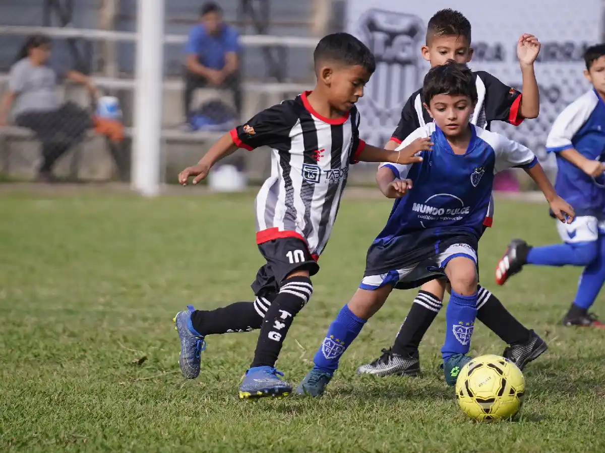 Los chicos vuelven a jugar