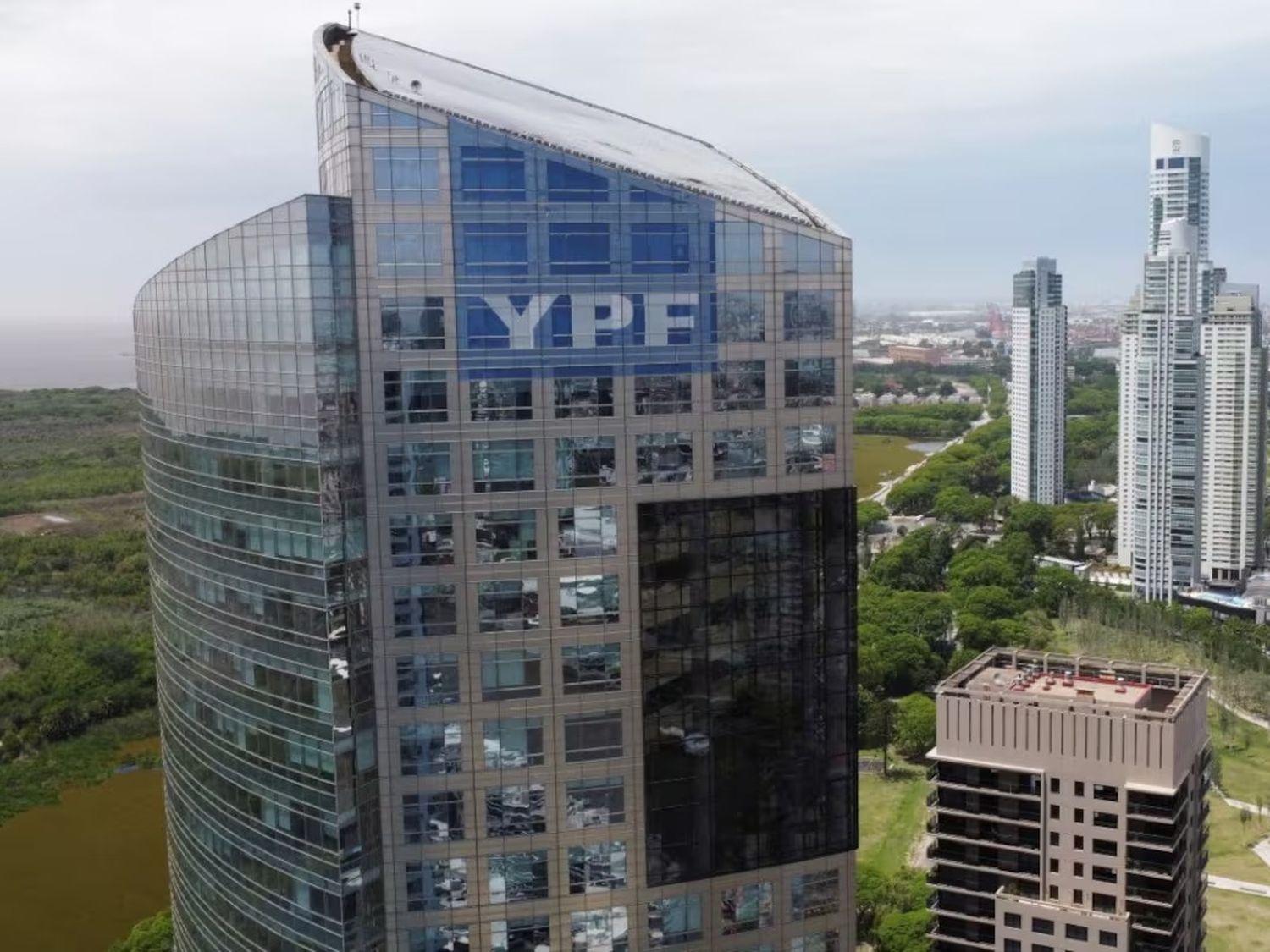 Juicio por YPF: entre la sentencia y los intereses, la Argentina ya debe más de US$17.500 millones