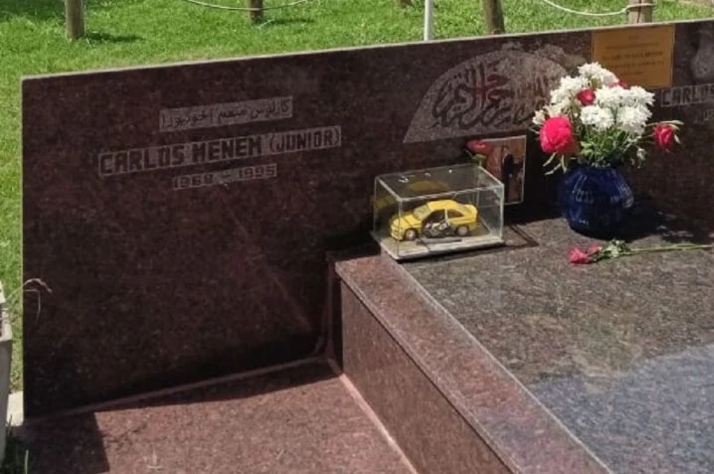 La tumba de Carlos Menem Jr.