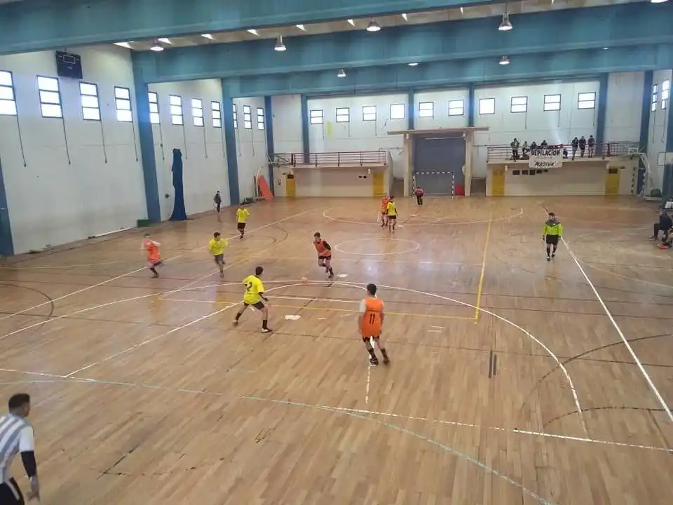 La Liga Deportiva Sampedrina quiere incorporar un torneo de Futsal, que se jugaría en el gimnasio del Estadio Municipal.