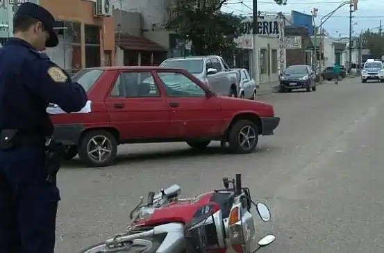 Una niña sufrió una fractura en un choque