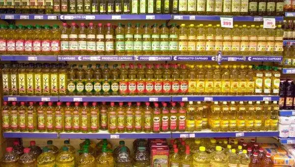 Acuerdan aumentar un 6% el aceite de girasol y un 4% el de mezcla