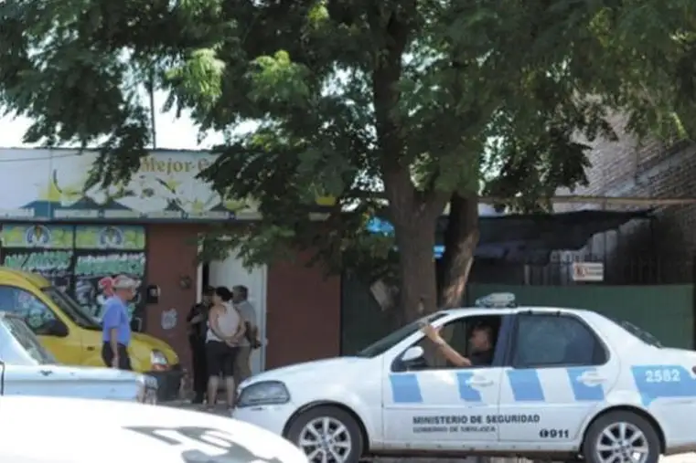 Detienen a la madre de una beba de ocho días que murió ahogada en una pileta
