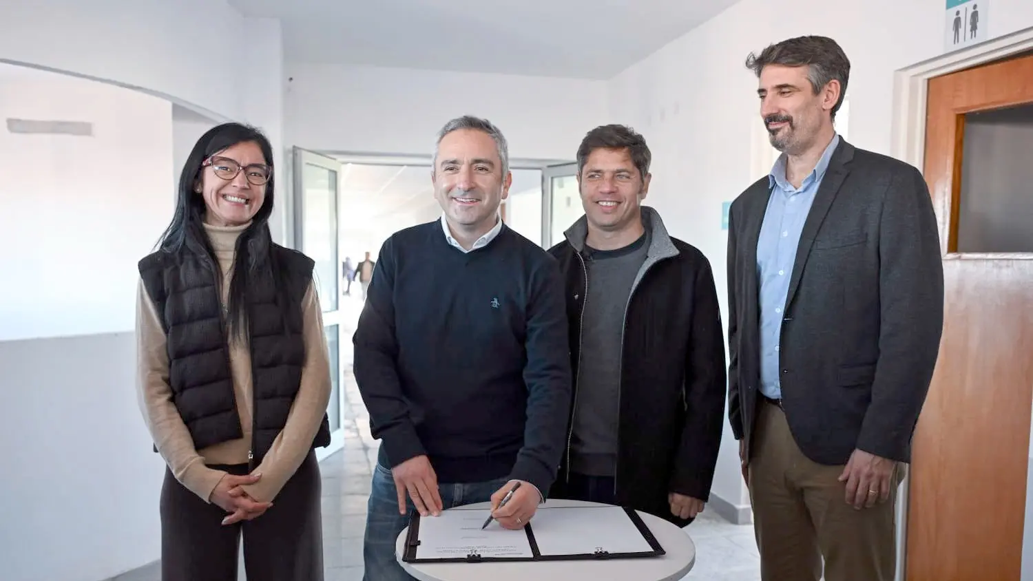 Andrea Cáceres acompañó al Gobernador en la inauguración del nuevo centro de salud de Miramar