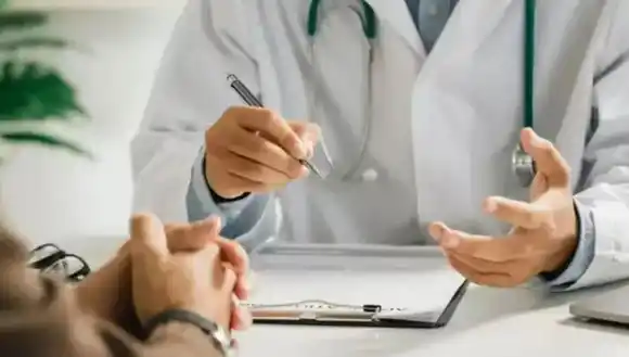 El Gobierno en pie de guerra contra las prepagas: se niega a recibirlas y analiza ir a la Justicia