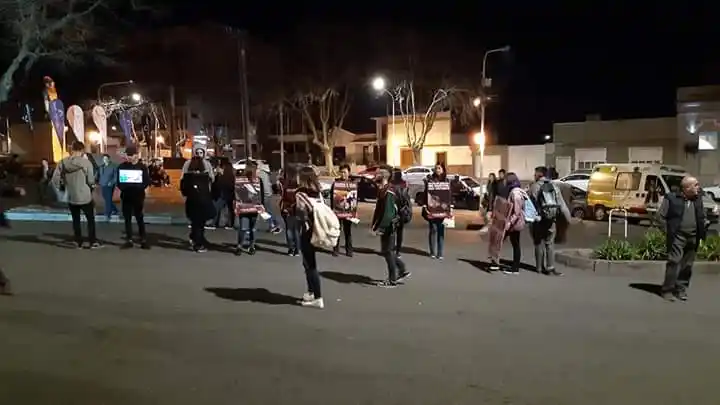 Veganos tandilenses realizaron una protesta en Chacinar