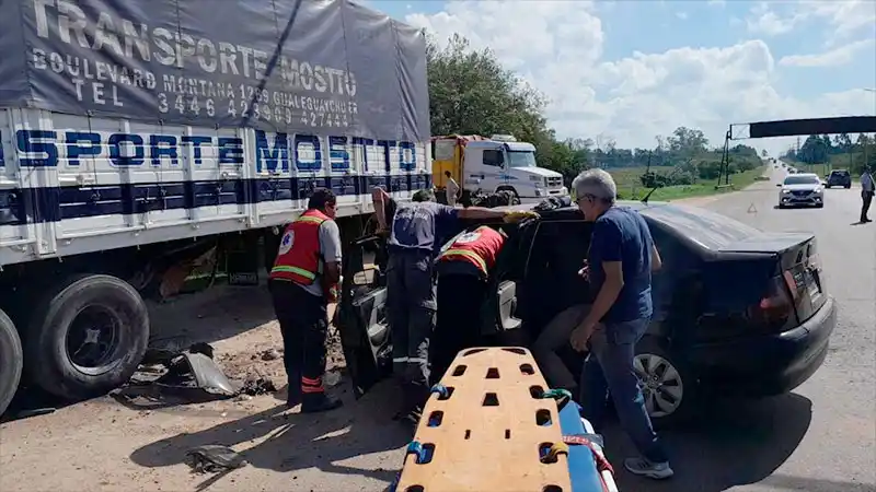 "Sentí un estruendo y no entendía que pasaba", aseguró el camionero de Gualeguaychú