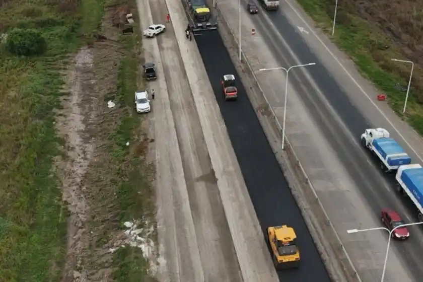 Avanza la construcción del tercer carril de la autopista Rosario-Santa Fe: cuándo estará terminado