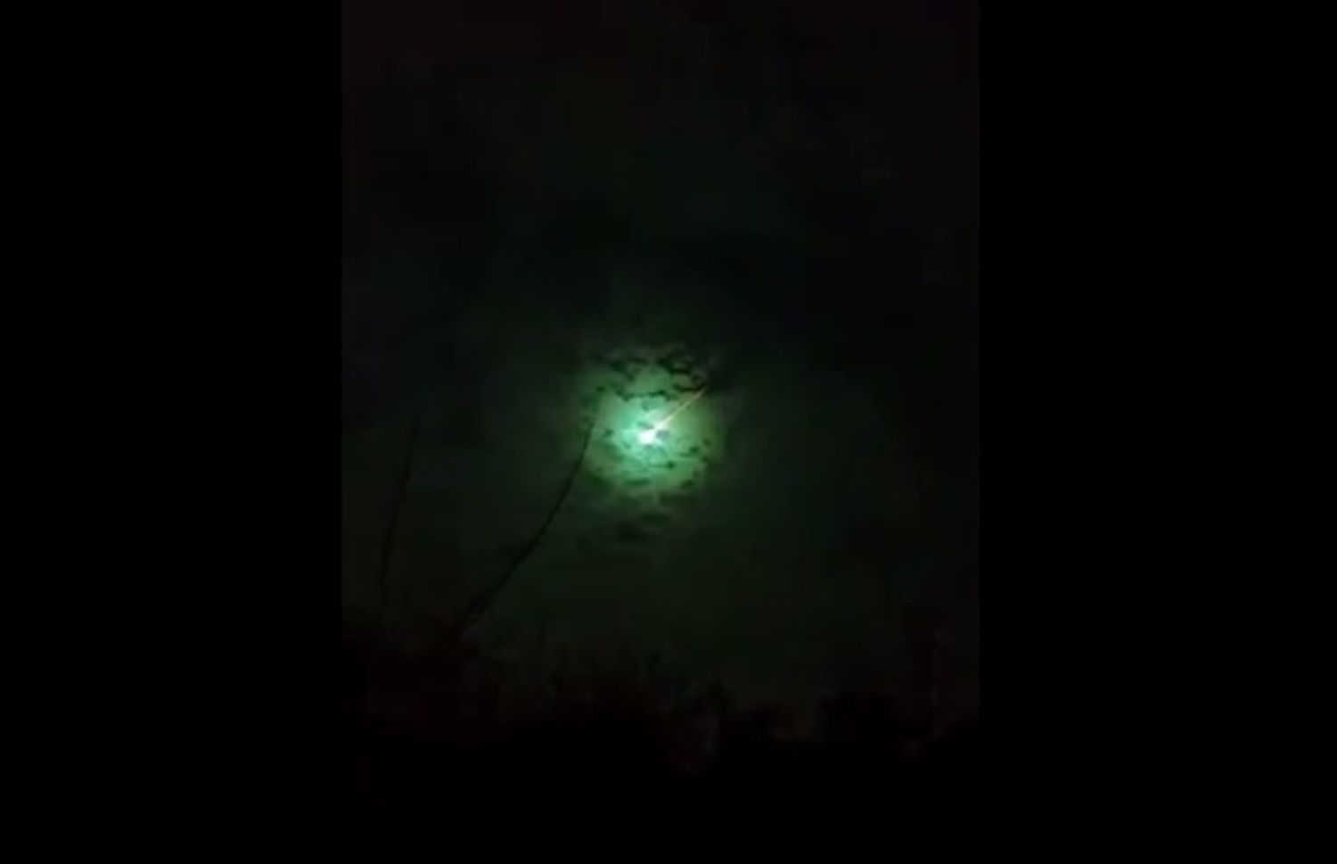 Otro video: ¿Fue un meteorito lo que enverdeció el cielo?