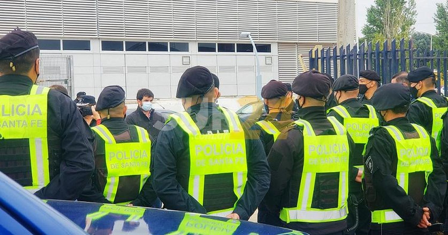 A la espera de Destacamento, los efectivos de la Policía de Acción Táctica viven en la Peña Boquense