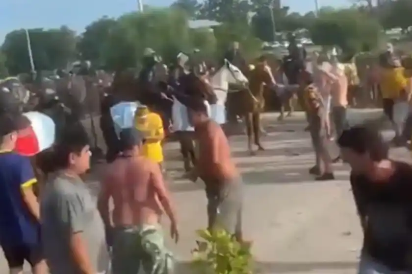 Incidentes en el ingreso de los hinchas de Central al estadio en la previa a la final