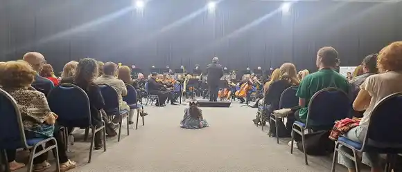 La Sinfónica de Entre Ríos se presentó en el CPC con un estreno mundial