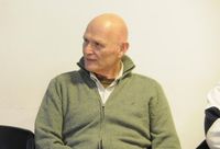 Lowy advirtió que el Municipio tiene competencia sobre la regulación de las fumigaciones