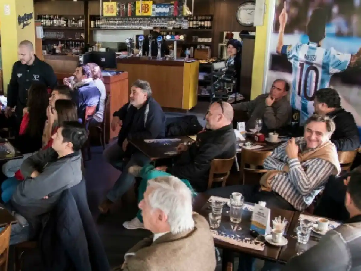 El bar de Messi ofrece abrigo y comida a los sin techo