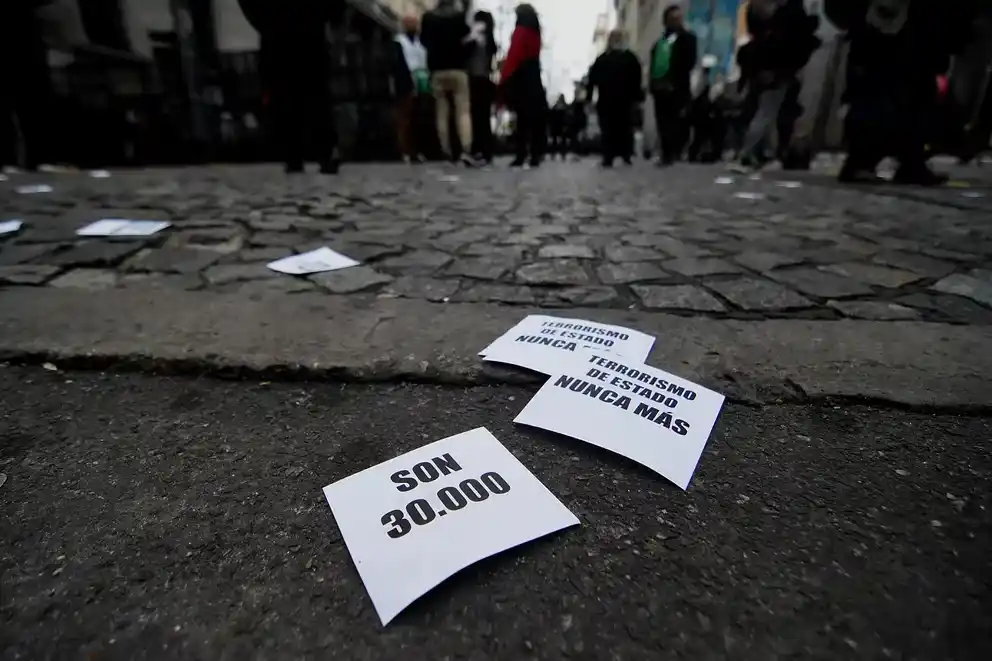Madres de Plaza de Mayo Gualeguaychú emitió un comunicado frente al acto negacionista de la vice de Milei