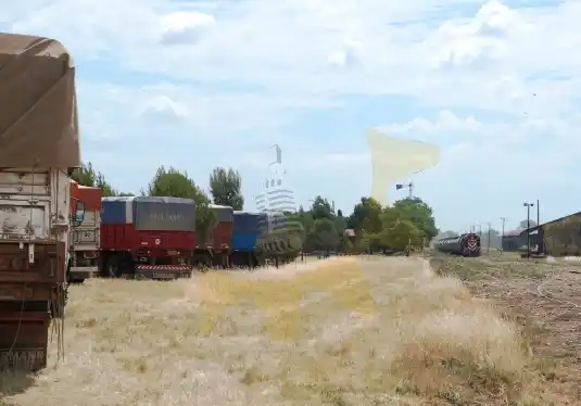 Puan: Camioneros reclaman cupo de carga en maltería y ferroviarios están en alerta