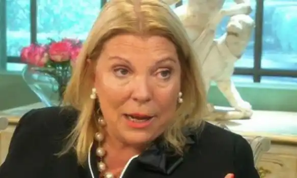 Carrió aseguró que Cristina busca "voltear" a Macri