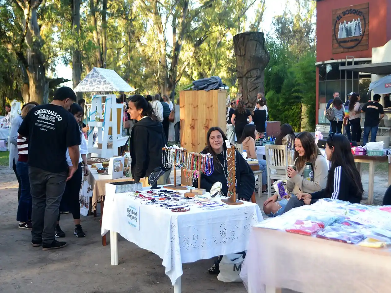 La Feria de Emprendedores Gualeguay volvió a convocar al público