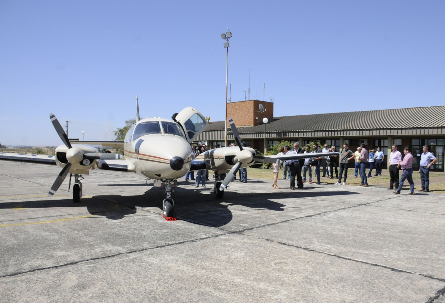 Avión a Tandil: de la experiencia fallida en 2016 a las promesas no concretadas