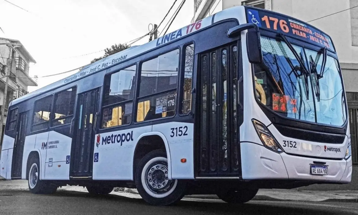 Varias líneas alteraron las paradas debido a las obras hidráulicas.