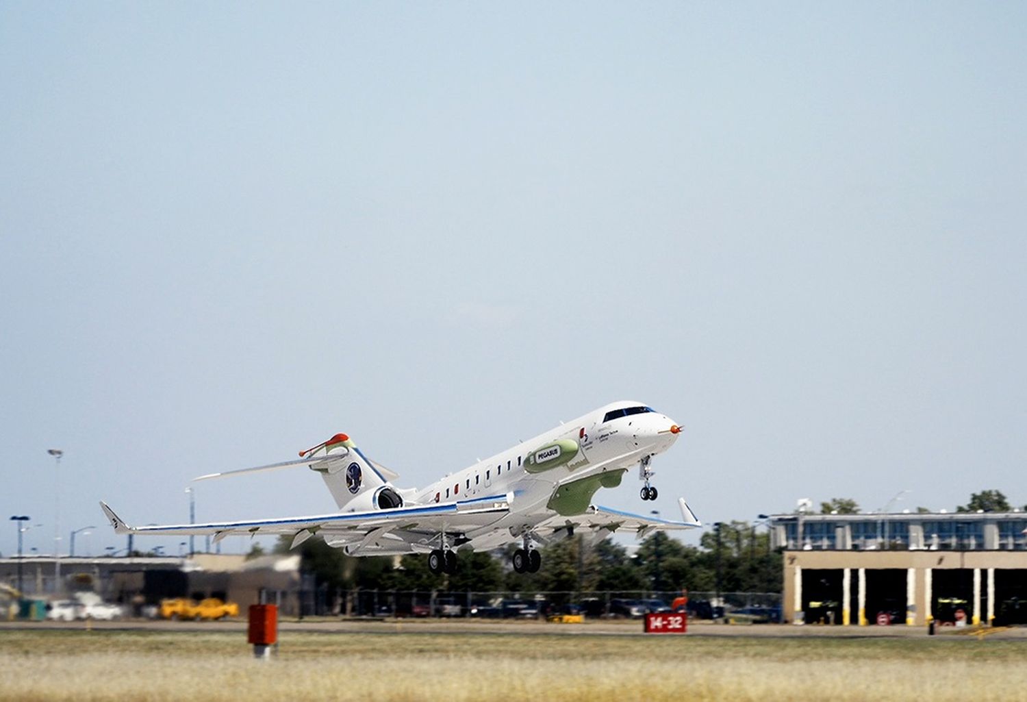 First flight of the German Global 6000 PEGASUS, key to Bundeswehr SIGINT intelligence