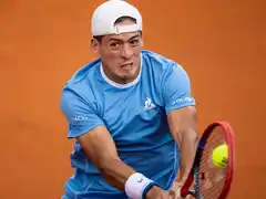 Sorpresiva eliminación de Sebastián Báez en su debut en Kitzbühel