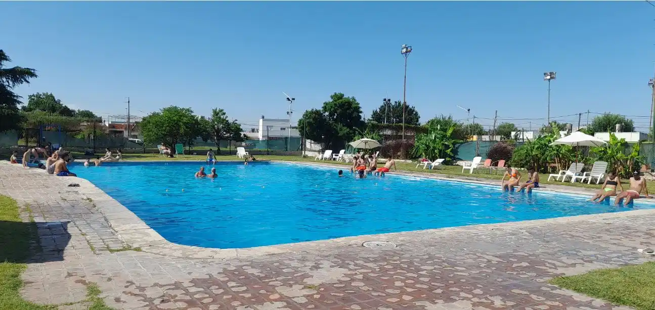 Central y Sportiva ofrecen sus habituales servicios de pileta en la presente temporada