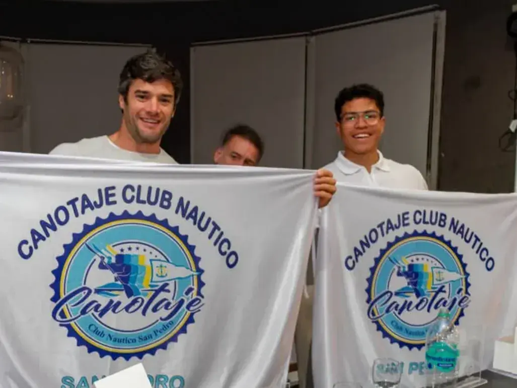 Gonzalo Carreras y Gonzalo Sosa Velázquez fueron reconocidos por el Club Náutico.