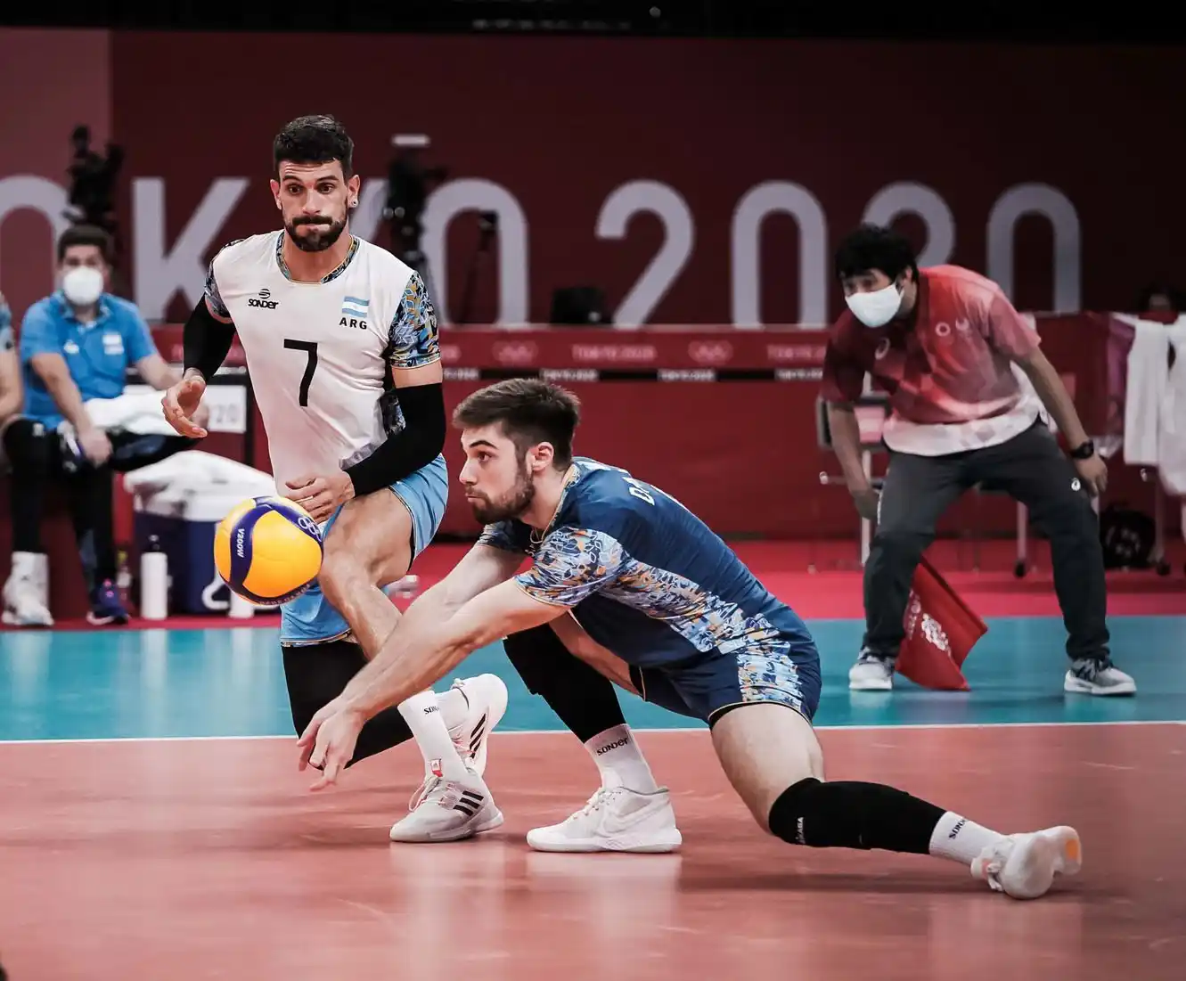 El voleibol no pudo con Francia y jugará por el bronce