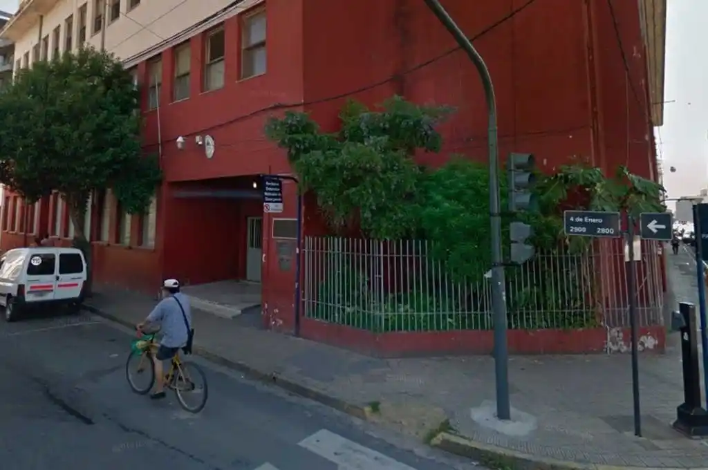 Momentos de tensión en una escuela de Santa Fe: un alumno de 14 años llevó una pistola de aire comprimido a clases