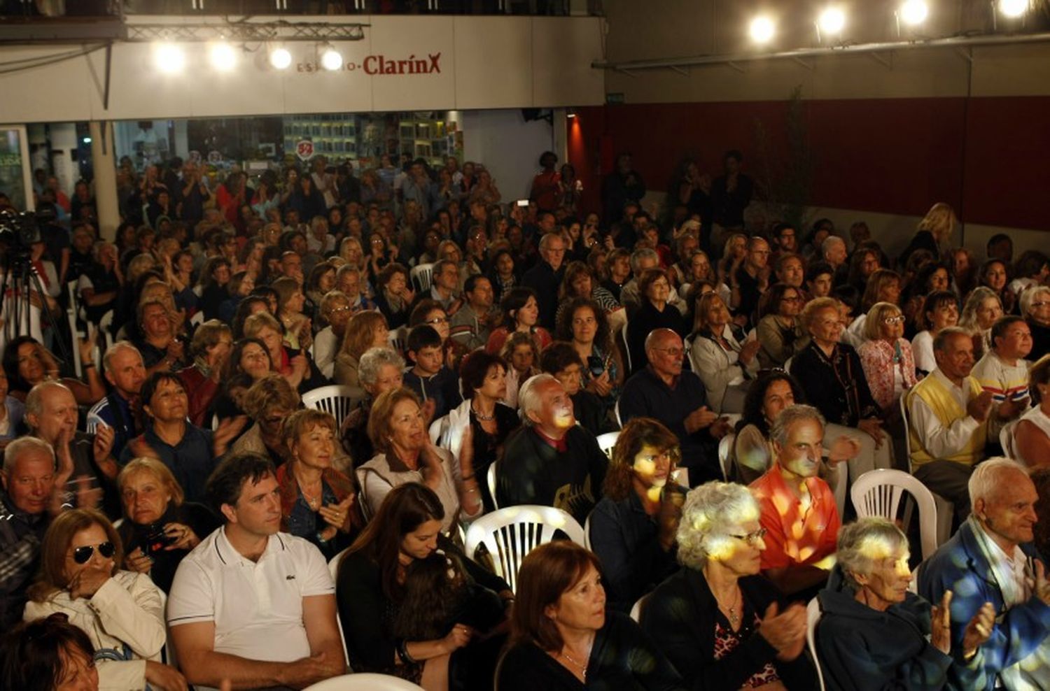 Sandra Mihanovich se presentará en Espacio Clarín este lunes