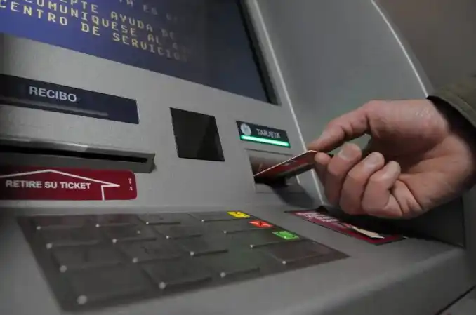 Los Bancarios advierten: “Si hay paro, no recargamos los cajeros”