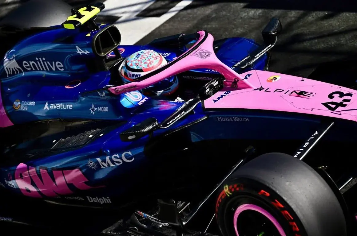 Franco Colapinto tuvo una clasificación complicada y largará 15° en el Gran Premio de Singapur