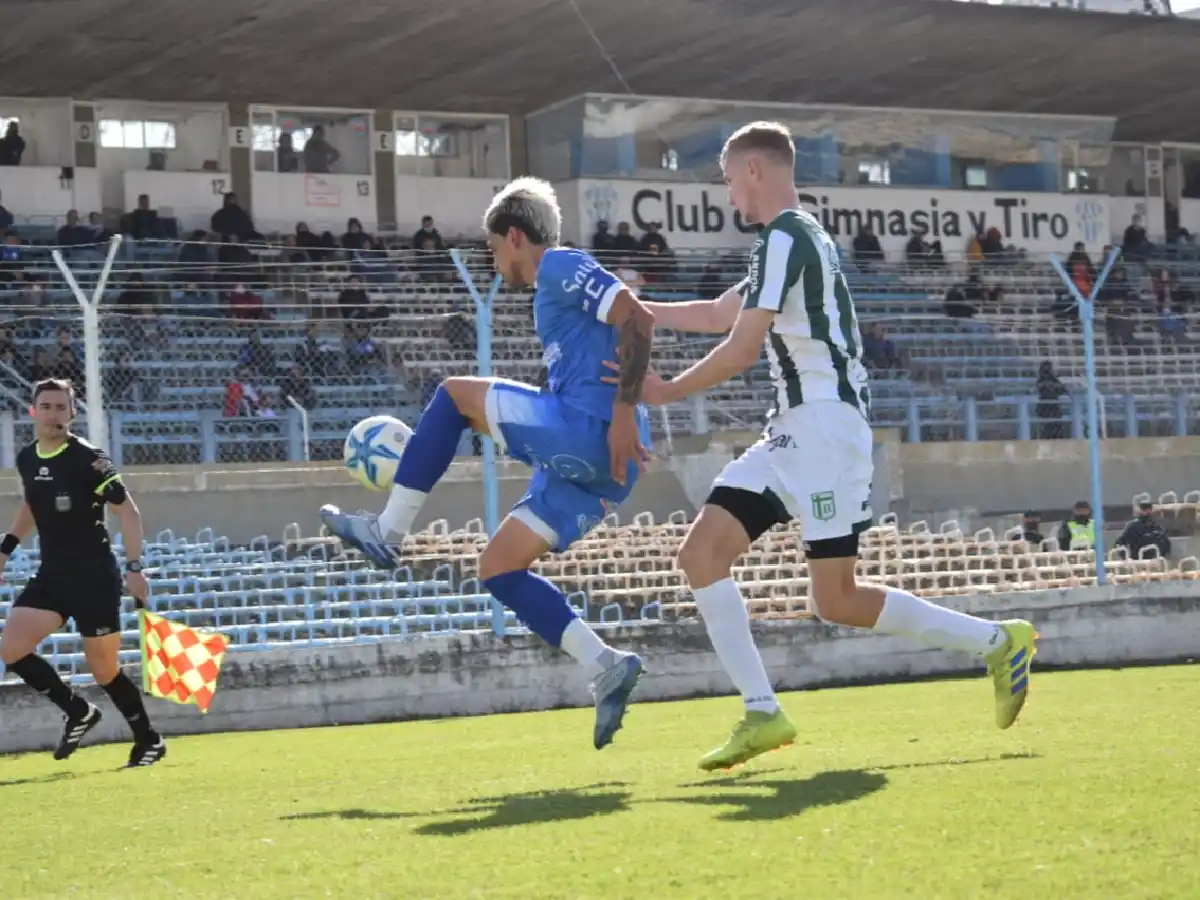 Con las manos vacías