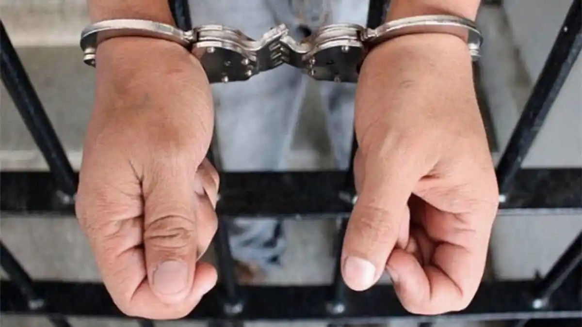 LA MADRE LA DEJÓ A CARGO Y SE FUE A COLOMBIA: capturado hombre que abusó de su ahijada de 13 años