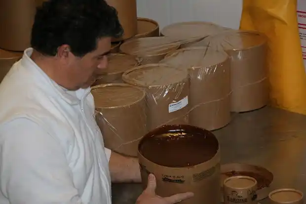 Una Pyme local produce 1600 kilos diarios de dulce de leche 
